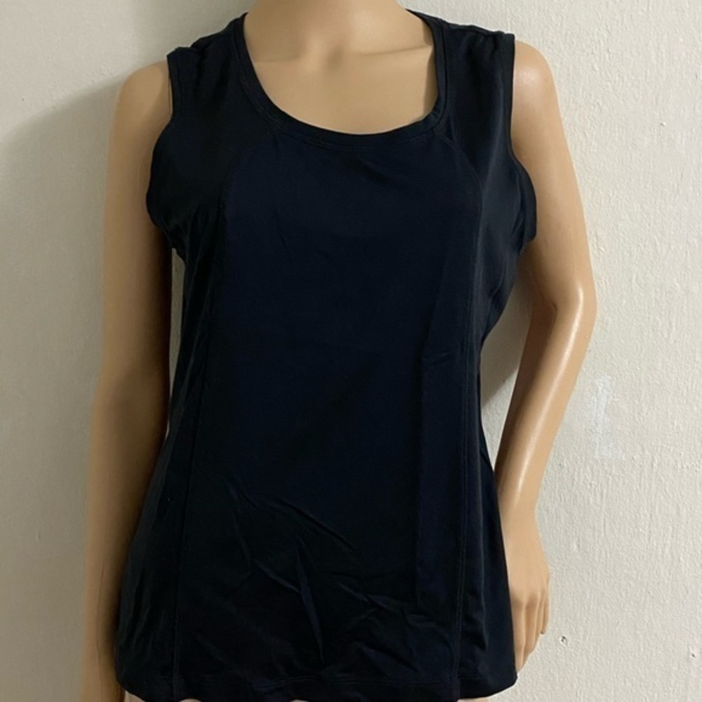 Zenergy by Chico’s black top size 2